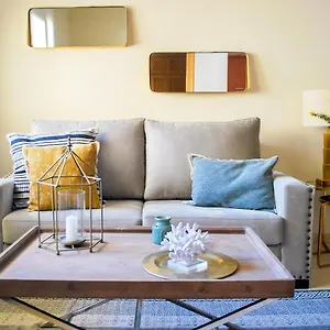 https://homely-mlaga-malagueta-con-parking.1costadelsol.com